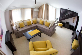 Hotel Swiss Holiday